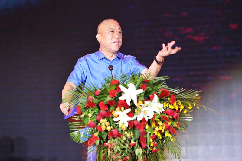  崔培軍：不詆毀同行，永遠(yuǎn)贊美別人！