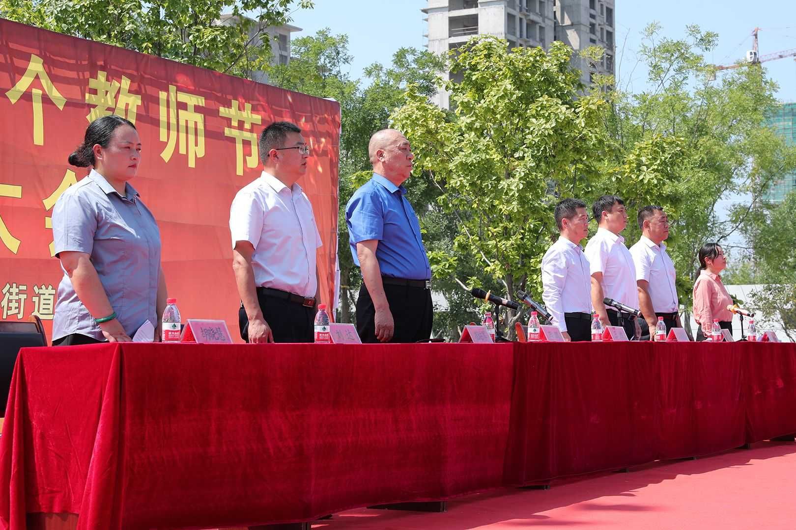 尊師重教｜河南礦山向魏莊街道教育系統(tǒng)捐資50萬元！