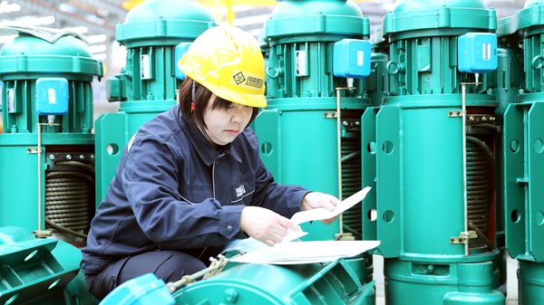 河南省礦山起重機(jī)有限公司 河南省礦山起重機(jī)有限公司